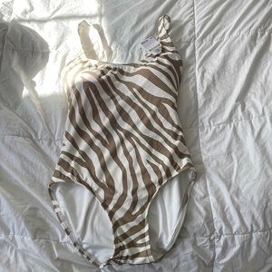 Michael Kors women size 8 one piece